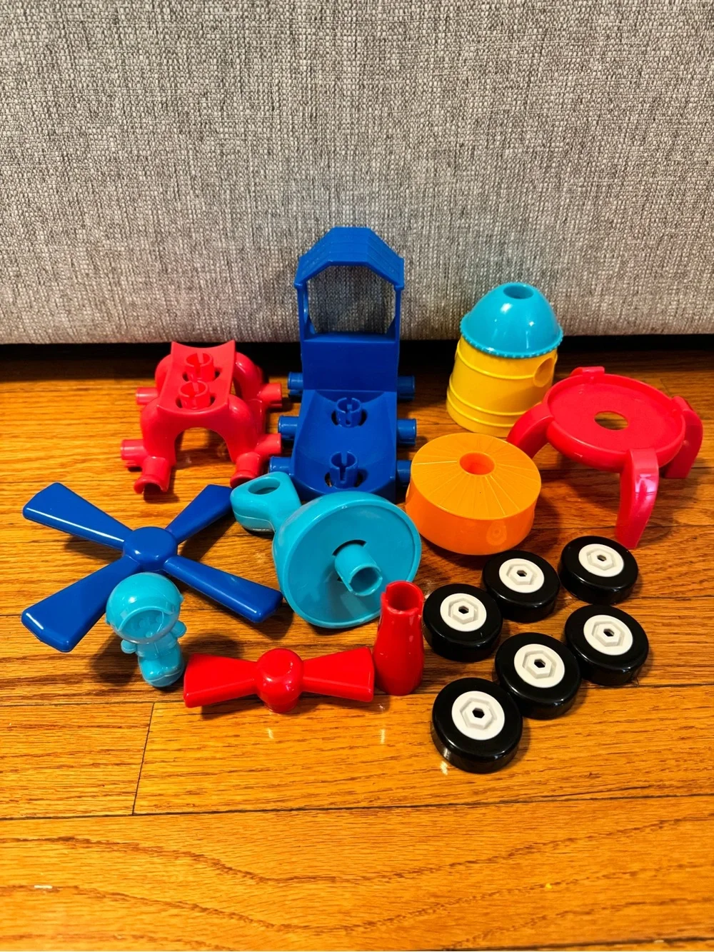 Learning Resources 1-2-3 Build It! Rocket- Train-Helicopter